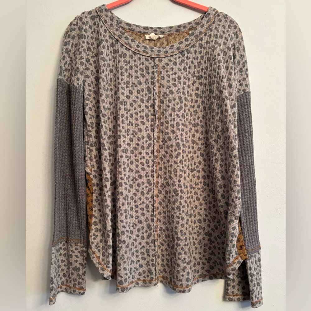 Mystree Patterned Top - Size L - image 1